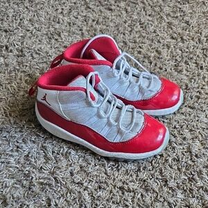 Jordan Kids Red and White Sneakers